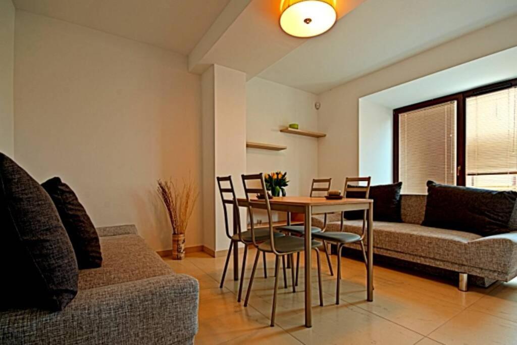 Apartamencik Z Ogrodkiem / Apartment With Garden Sarbinowo Kültér fotó